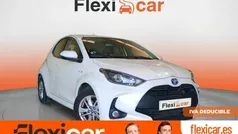 Blanco Usado 2020 Toyota Yaris Hybrid Active Berlina | 14.990 € (Buen precio)