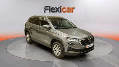 Usado Skoda Karoq 150 CV (110 kW) 2024 Gris SUV
