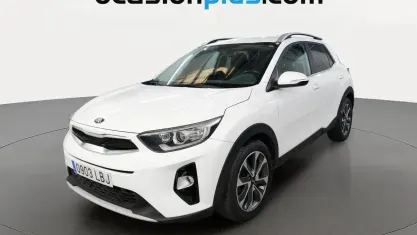 Usado Kia Stonic 101 CV (74 kW) 2019 Blanco SUV