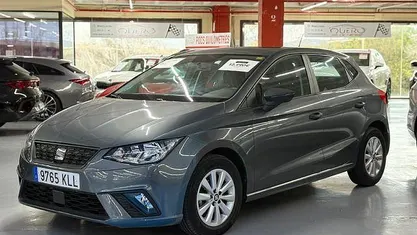 Usado Seat Ibiza Style 95 CV (69 kW) 2019 Gris Utilitario