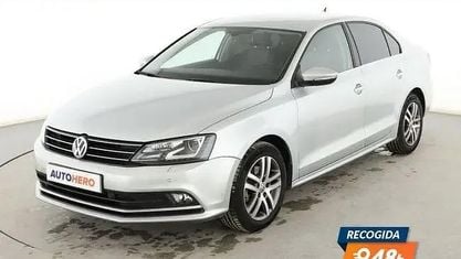 Usado VW Jetta Sport 150 CV (110 kW) 2014 Gris Berlina