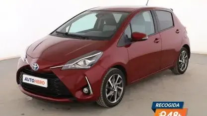 Usado Toyota Yaris Hybrid 101 CV (74 kW) 2020 Rojo Berlina