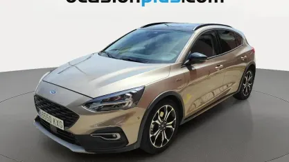 Usado Ford Focus Active 125 CV (91 kW) 2019 Gris Utilitario