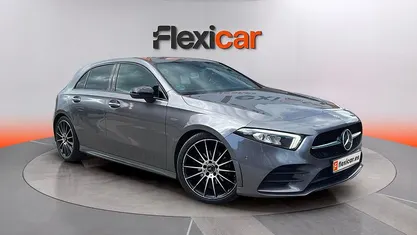 Usado Mercedes A180 116 CV (85 kW) 2021 Gris Berlina