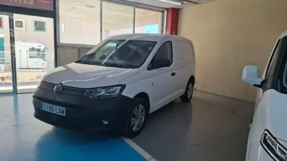 Usado VW Caddy Maxi 122 CV (89 kW) 2022 Blanco Monovolumen