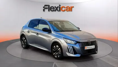 Usado Peugeot 208 Allure 101 CV (74 kW) 2025 Gris Utilitario