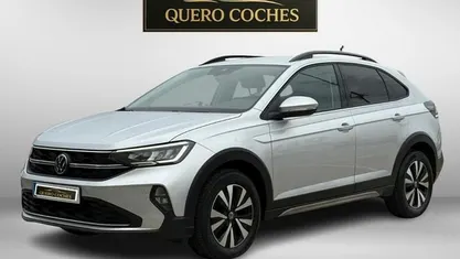 Gris / plata Usado 2022 VW Taigo Life SUV | 15.490 € (Super precio)