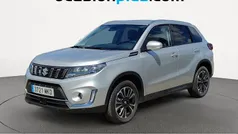 Gris plata Usado 2023 Suzuki Vitara GLX SUV | 21.719 € (Precio justo)