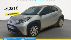 Usado 2024 Toyota Aygo Play Utilitario | 15.200 € (Precio justo)