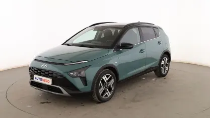Usado Hyundai Bayon Style 120 CV (88 kW) 2023 Verde SUV