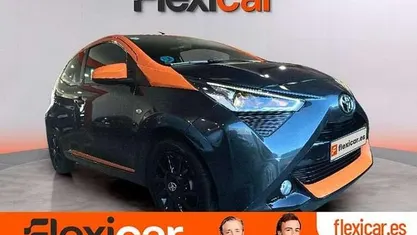 Usado 2021 Toyota Aygo X-play Utilitario | 10.490 € (Buen precio)