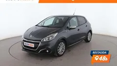 Usado 2017 Peugeot 208 Style Utilitario | 8499 € (Precio justo)