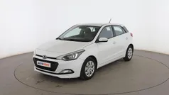 Blanco Usado 2016 Hyundai i20 Utilitario | 8699 € (Precio justo)