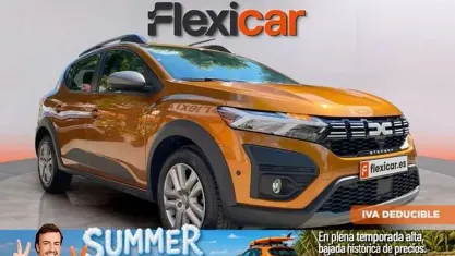 Usado Dacia Sandero Essentiel 91 CV (66 kW) 2023 Amarillo Utilitario