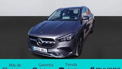 Usado Mercedes GLA200 150 CV (110 kW) 2024 Gris SUV