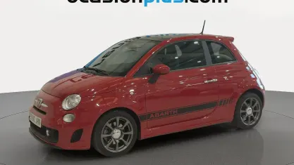 Usado Abarth 595 140 CV (102 kW) 2015 Rojo Utilitario
