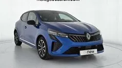 Azul rayo Usado 2024 Renault Clio V Techno Berlina | 16.112 € (Buen precio)