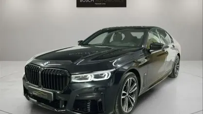 Usado BMW 740 Comfort Edition 340 CV (250 kW) 2022 Negro Berlina