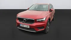 Rojo Usado 2022 Volvo XC40 Inscription SUV | 31.000 € (Precio justo)