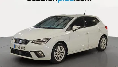 Usado Seat Ibiza FR 110 CV (80 kW) 2023 Blanco Utilitario