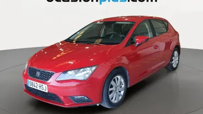 Usado Seat Leon Reference 105 CV (77 kW) 2013 Rojo Utilitario