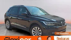 Negro Usado 2021 VW Tiguan Life SUV | 21.990 € (Super precio)