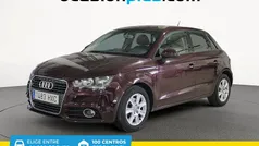 Rojo Usado 2014 Audi A1 Attraction Utilitario | 12.990 € (Buen precio)