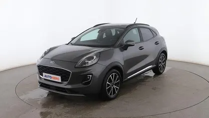 Usado Ford Puma Titanium 120 CV (88 kW) 2021 Gris SUV