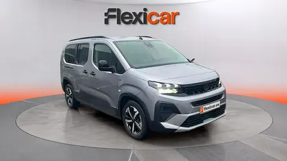 Usado Peugeot Rifter GTi 131 CV (96 kW) 2025 Monovolumen