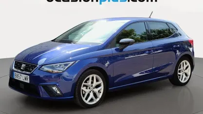 Usado Seat Ibiza FR 110 CV (80 kW) 2021 Azul Utilitario