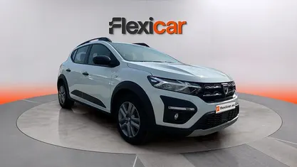 Usado Dacia Sandero Comfort 91 CV (66 kW) 2021 Blanco Berlina