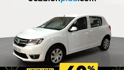 Blanco Usado 2015 Dacia Sandero Lauréate Utilitario | 7223 € (Precio justo)