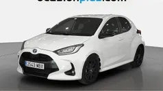 Blanco Usado 2022 Toyota Yaris Hybrid Style Utilitario | 18.091 € (Precio justo)