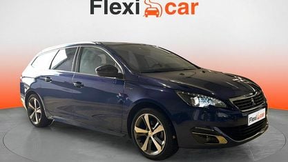 Usado Peugeot 308 SW Access 131 CV (96 kW) 2015 Azul Familiar