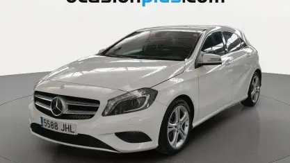 Usado Mercedes A200 Urban 136 CV (100 kW) 2015 Blanco Utilitario