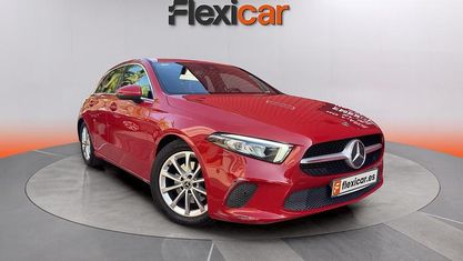 Usado Mercedes A200 163 CV (119 kW) 2018 Rojo Utilitario