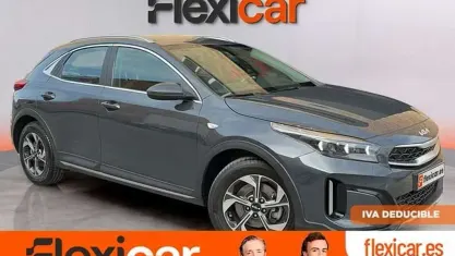 Usado Kia XCeed 101 CV (74 kW) 2024 Gris SUV