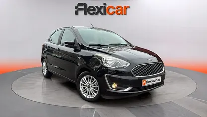 Usado Ford Ka Plus Ultimate 86 CV (63 kW) 2018 Negro Utilitario