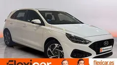 Blanco Usado 2024 Hyundai i30 Berlina | 19.490 € (Precio justo)
