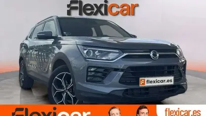 Usado SsangYong Korando 163 CV (119 kW) 2024 Gris SUV