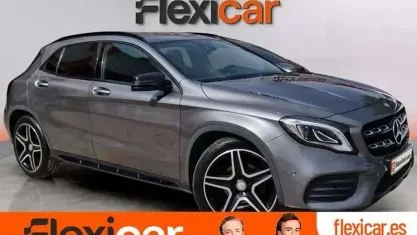Usado Mercedes GLA200 AMG line 136 CV (100 kW) 2017 Gris SUV