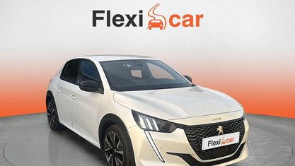 Usado Peugeot 208 GT-line 101 CV (74 kW) 2020 Blanco Utilitario