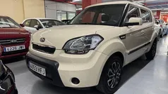 Usado 2011 Kia Soul SUV | 9500 €