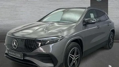 Usado Mercedes EQA250+ AMG 139 kW (190 CV) 2025 Gris SUV