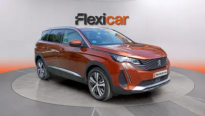 Usado Peugeot 5008 Allure 130 CV (95 kW) 2021 Marrón SUV