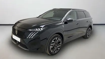 Usado Peugeot 5008 GT 145 CV (106 kW) 2025 Monovolumen