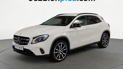 Käytetty Mercedes GLA200 136 HP (100 kW) 2019 Valkoinen Katumaasturi