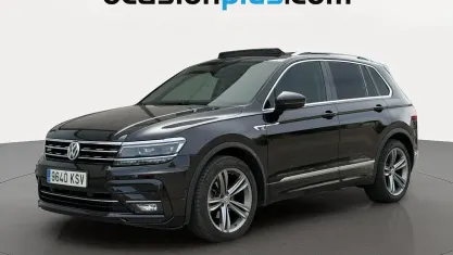 Käytetty VW Tiguan Advance 150 HP (110 kW) 2019 Musta Katumaasturi