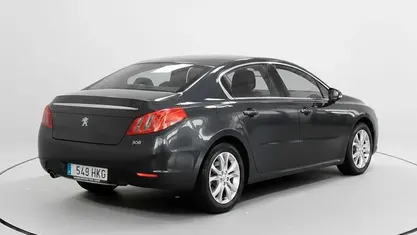 Käytetty Peugeot 508 Allure 156 HP (114 kW) 2012 Harmaa Sedan