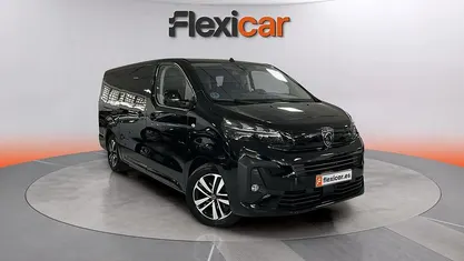 Usado Peugeot Traveller Business-Line 180 CV (132 kW) 2024 Negro Monovolumen